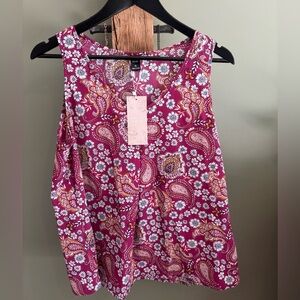 166.) NWT / Emery Rose / Floral Paisley Sleeveless Top